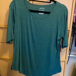 Apt. 9 petite medium top